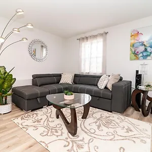 Glamorous New Townhouse - Business And Vacation Travel , Halifax Canada